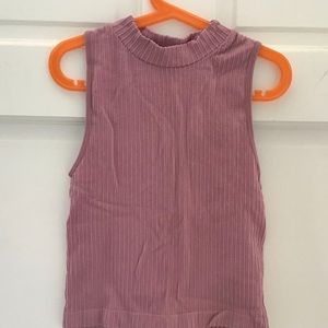 Pinkish purple trendy top!